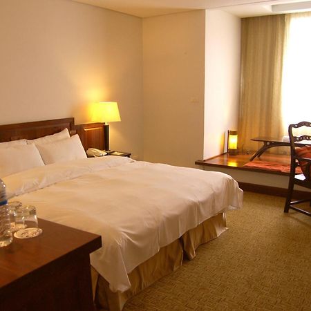 Beautiful Hotel Taipei Xindian Luaran gambar