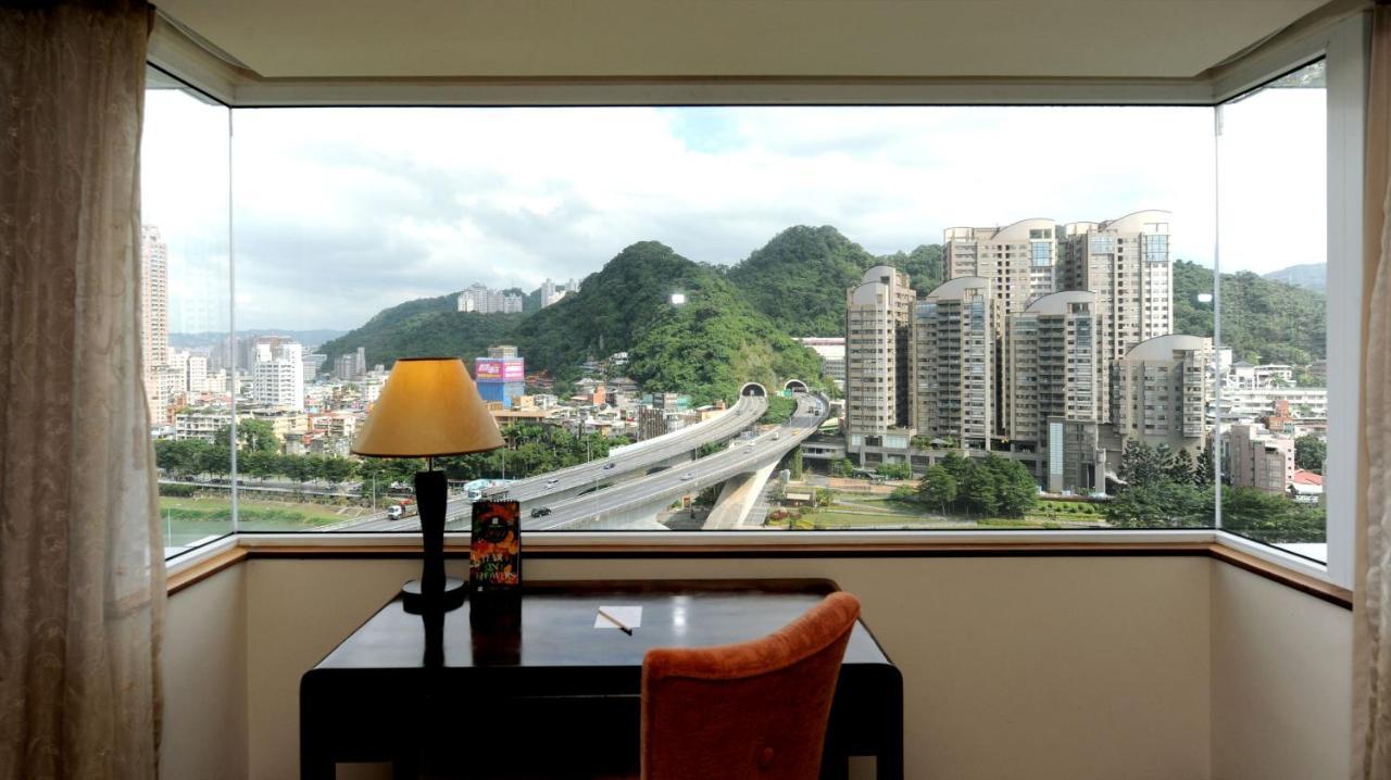 Beautiful Hotel Taipei Xindian Luaran gambar
