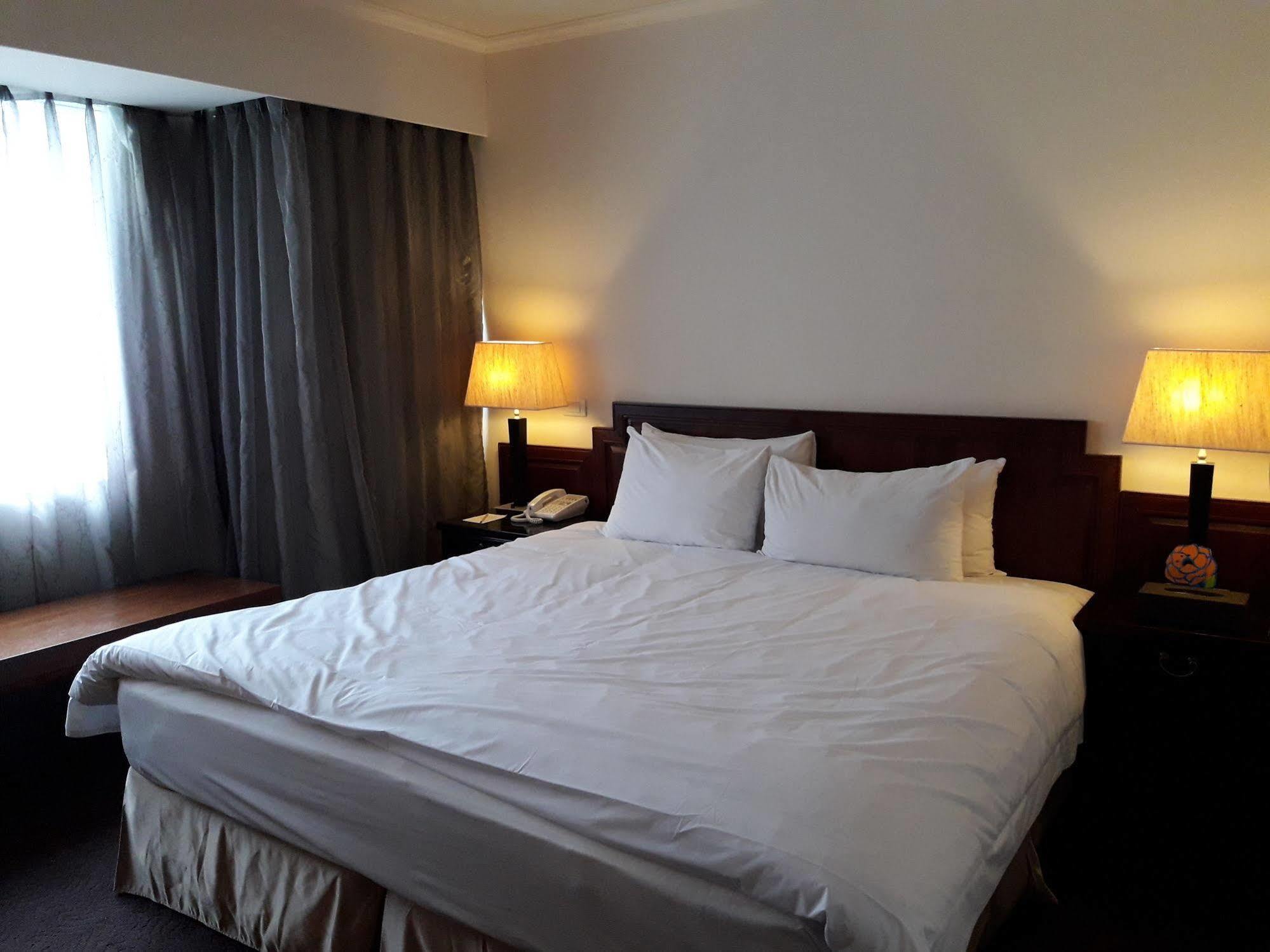 Beautiful Hotel Taipei Xindian Luaran gambar